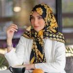 تصویر پروفایل مبینا