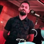 تصویر پروفایل میلاد