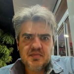 تصویر پروفایل نیما