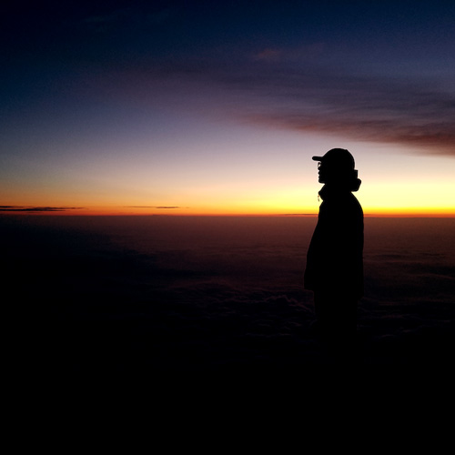 تماس با دوست دختر من نازه