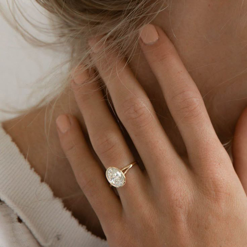 ورود به مکان زنان صیغه ای در قم